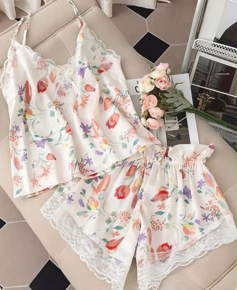 Norevia Pajama Set